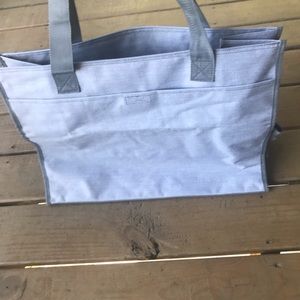 Deluxe organizing utility tote